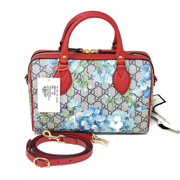 Gucci Handbags - 💯Auth GUCCI Blooms GG Supreme Small CrossbodyBag